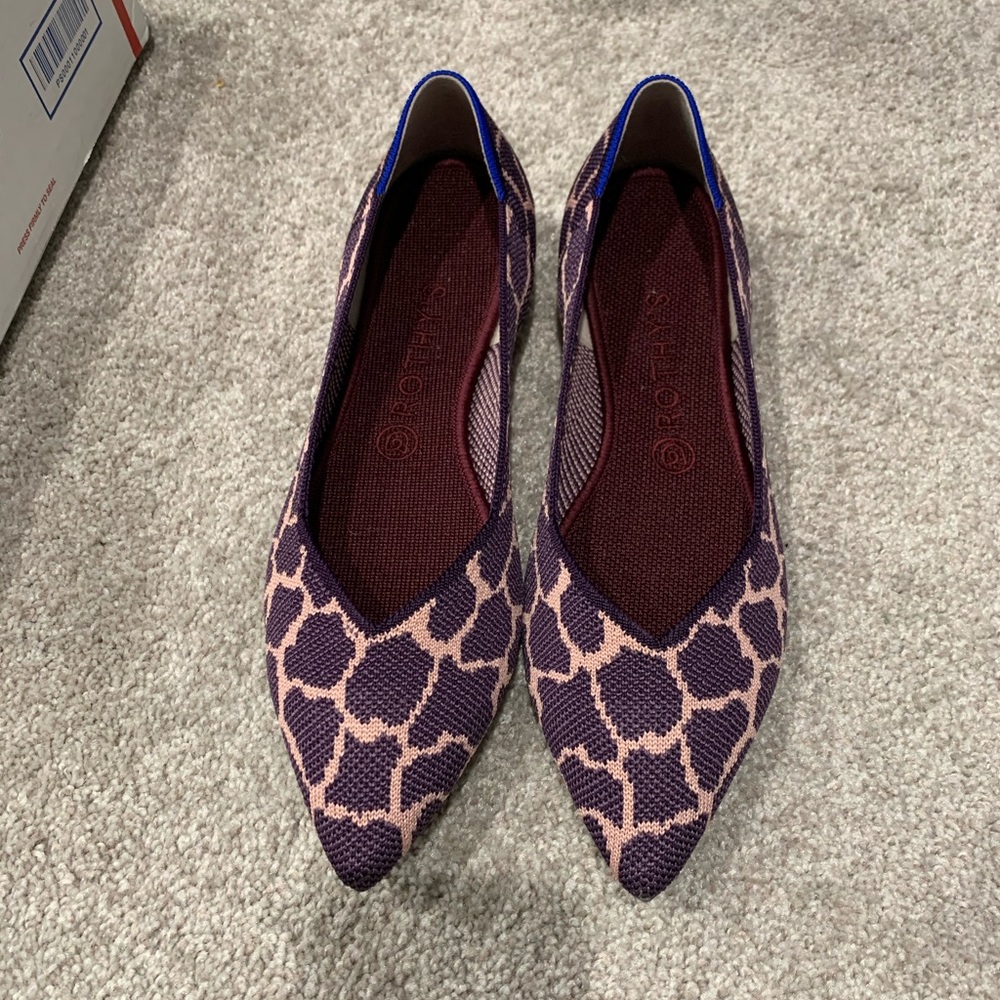 Violet giraffe points